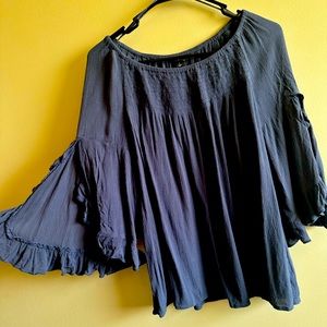 Hannah navy ruffle Accent Blouse L